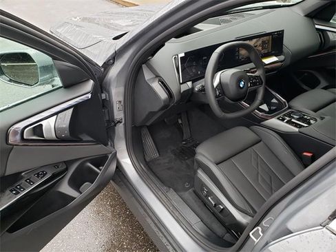 New 2026 BMW X3 xDrive30 w/ Premium Package image 9