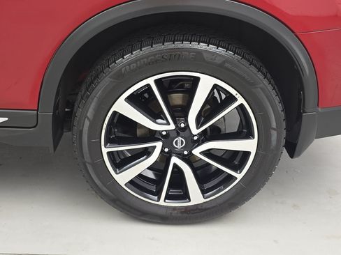 Used 2019 Nissan Rogue SL w/ Premium Package AWD/4WD image 34