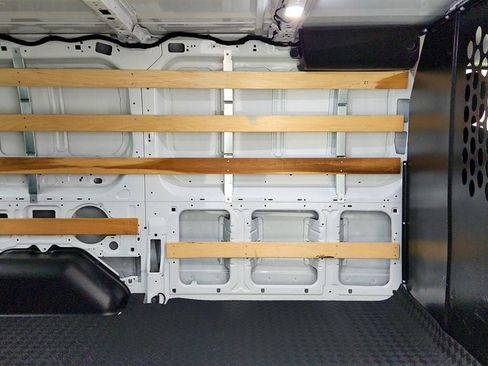 Used 2025 Ford Transit 250 Low Roof w/ Exterior Upgrade Package RWD image 24