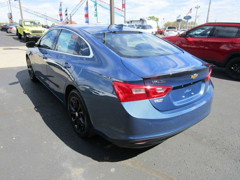 Used 2024 Chevrolet Malibu LT image 7