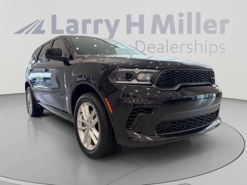 Used 2025 Dodge Durango GT AWD/4WD image 7