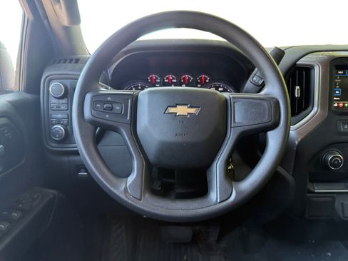 Used 2019 Chevrolet Silverado 1500 Custom AWD/4WD image 13