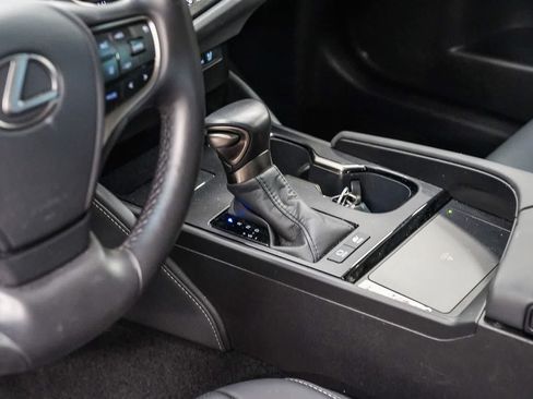 Used 2025 Lexus ES 300h w/ Premium Package FWD image 24