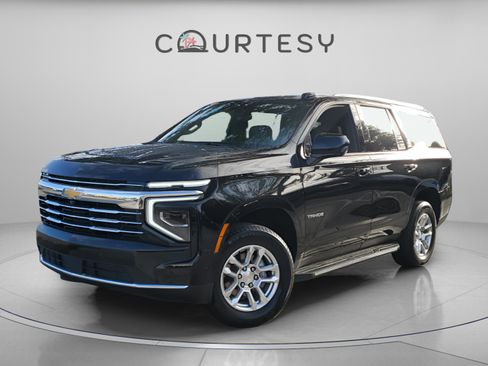 Used 2025 Chevrolet Tahoe LT image 1