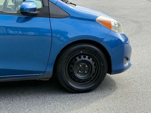 Used 2013 Toyota Yaris LE image 8