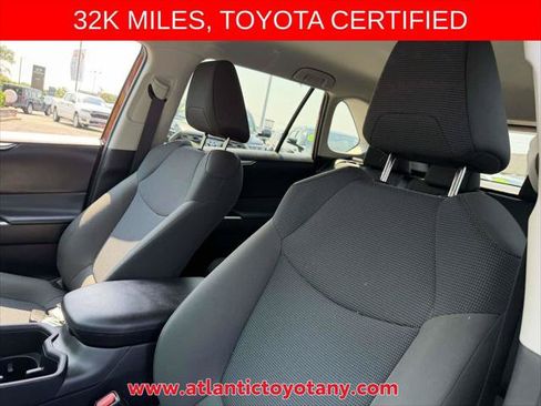 Certified 2023 Toyota RAV4 LE AWD/4WD image 18