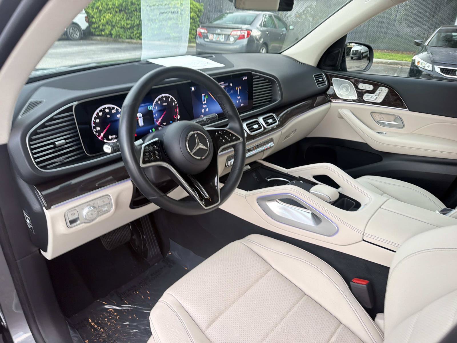 Certified 2025 Mercedes-Benz GLE 350 4MATIC image 32