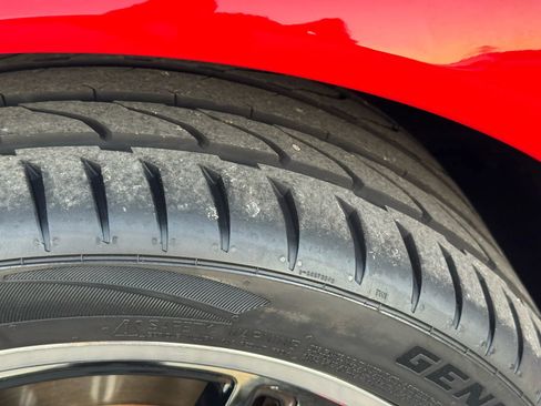 Used 2000 Chevrolet Corvette Coupe 2D w/ Roof Pkg image 41