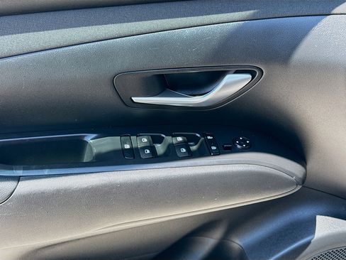 Used 2023 Hyundai Tucson SEL w/ Convenience Package FWD image 16