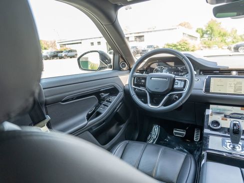 Used 2023 Land Rover Range Rover Evoque R-Dynamic SE AWD/4WD image 19