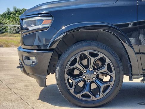 Used 2020 RAM 1500 Limited w/ Black Appearance Package RWD image 8
