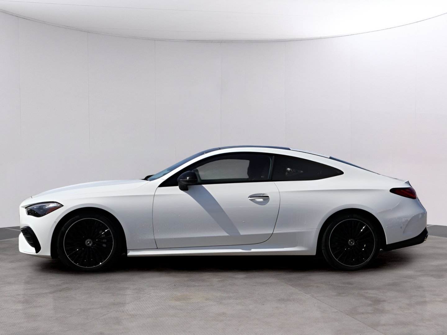 New 2027 Mercedes-Benz CLE 450 4MATIC Coupe image 4