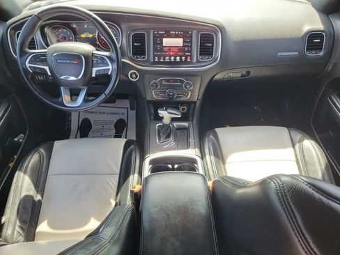 Used 2016 Dodge Charger SXT RWD image 14