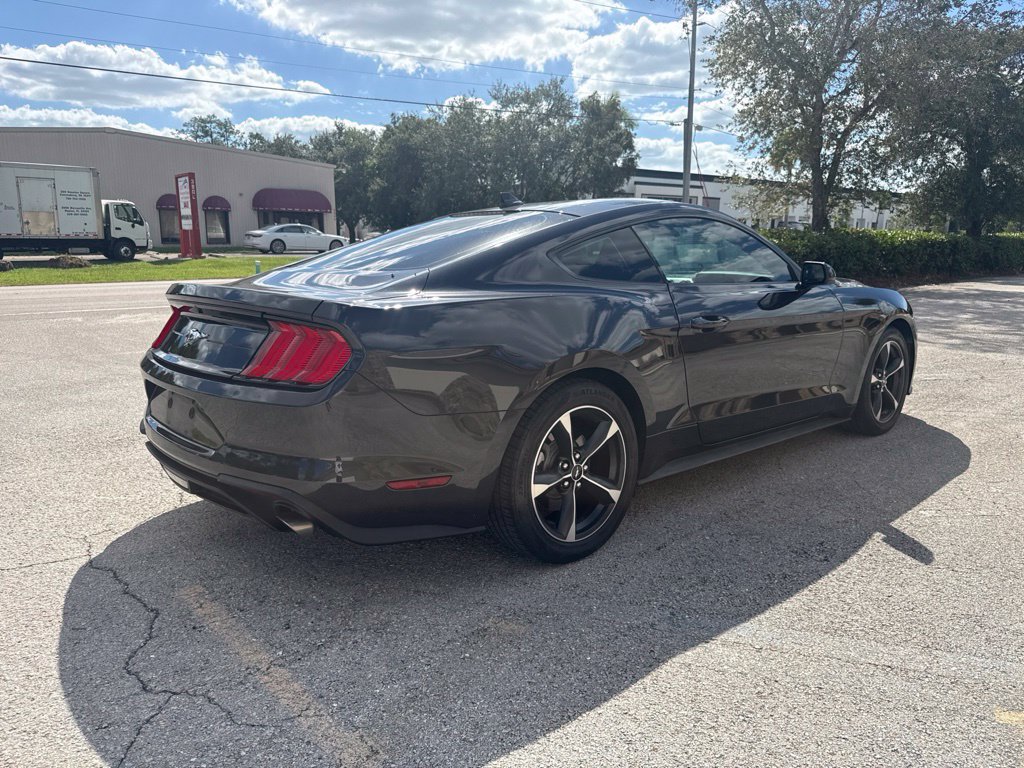 Used 2023 Ford Mustang Coupe RWD image 10