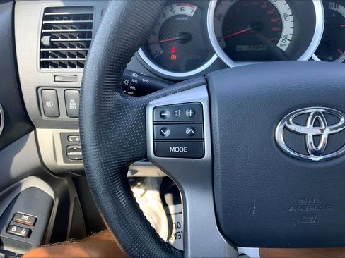 Used 2013 Toyota Tacoma 4x4 Double Cab w/ TRD Off-Road Pkg image 24