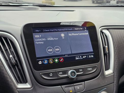 Used 2023 Chevrolet Malibu LT image 19