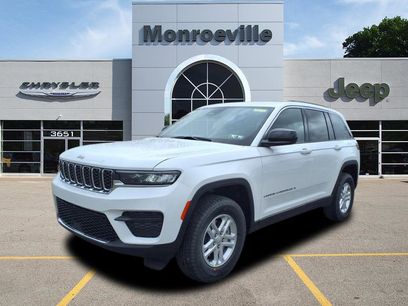New 2025 Jeep Grand Cherokee Laredo w/ Luxury Tech Group I