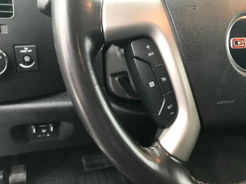 Used 2010 GMC Sierra 2500 SLE image 16