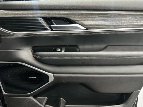 Used 2022 Jeep Wagoneer Series II image 18