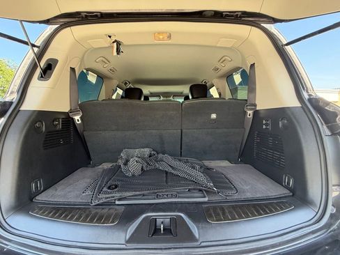 Used 2023 INFINITI QX80 Luxe w/ All-Season Package RWD image 19