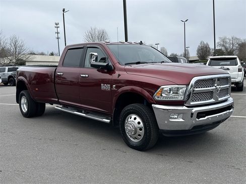 Used 2018 RAM 3500 Laramie image 7