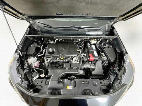 Certified 2021 Toyota RAV4 LE AWD/4WD image 24
