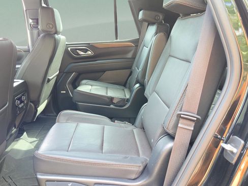 Used 2023 Chevrolet Tahoe High Country RWD image 10