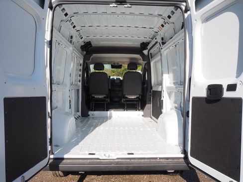 New 2025 RAM ProMaster 2500 image 11