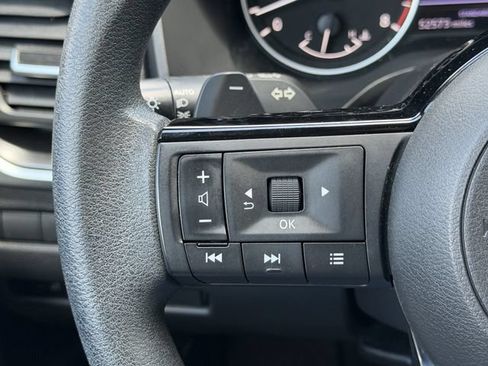 Certified 2023 Nissan Rogue SV FWD image 18