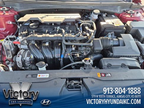 Used 2024 Hyundai Elantra SEL FWD image 23