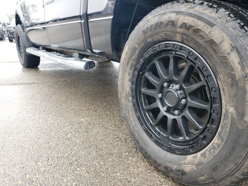 Used 2013 Ford F150 XLT w/ Luxury Equipment Group image 29