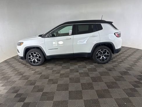 Used 2025 Jeep Compass Limited AWD/4WD image 11