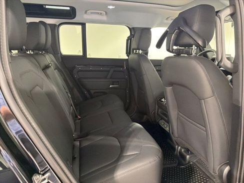 Used 2025 Land Rover Defender 110 S AWD/4WD image 28