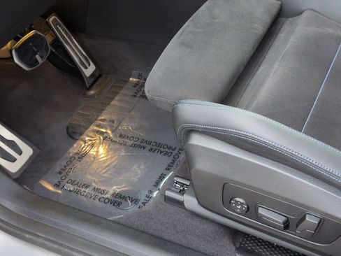 Used 2024 BMW X1 M35i w/ Premium Package image 17