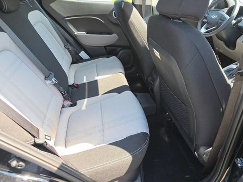 Used 2026 Hyundai Venue SEL FWD image 19