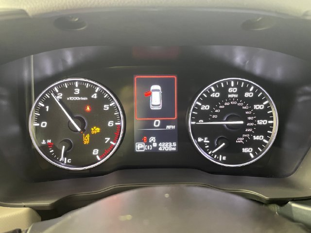 Used 2025 Subaru Forester Premium AWD/4WD image 5