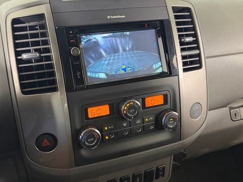 Used 2016 Nissan Frontier SL RWD image 19