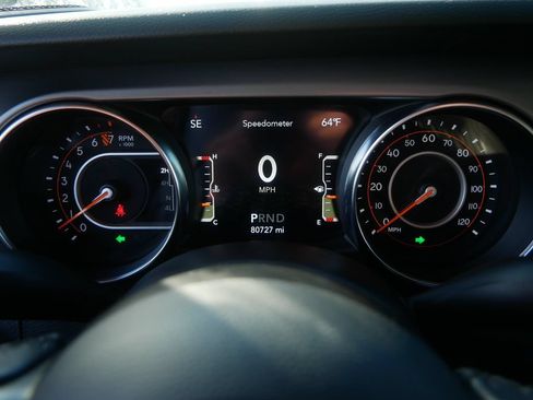 Used 2021 Jeep Gladiator Sport AWD/4WD image 32