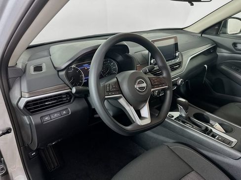 New 2026 Nissan Altima 2.5 SV AWD/4WD image 14
