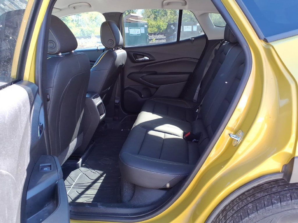 Used 2024 Chevrolet Trax ACTIV w/ Driver Confidence Package FWD image 31