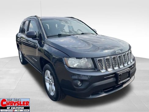Used 2014 Jeep Compass Latitude AWD/4WD image 1