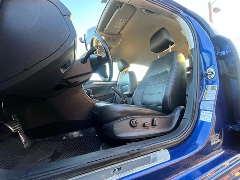 Used 2017 Volkswagen Passat 1.8T R-Line image 14