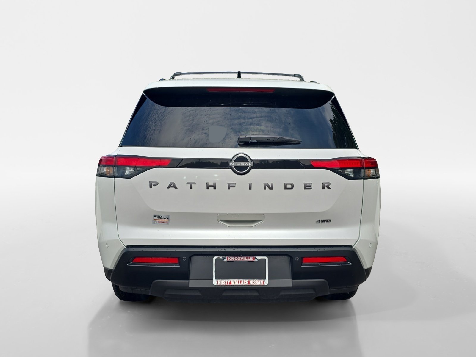 Certified 2026 Nissan Pathfinder SV AWD/4WD image 4
