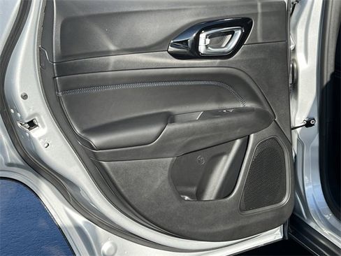 New 2026 Jeep Compass Latitude image 32