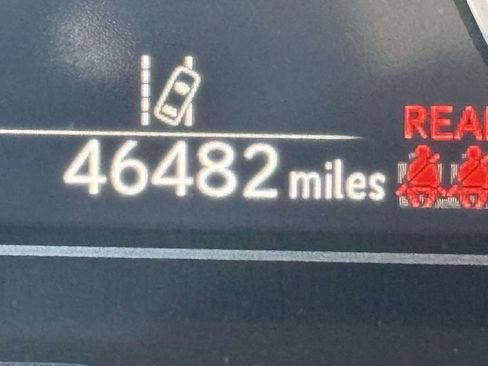 Used 2024 Lexus ES 300h w/ Premium Package image 29