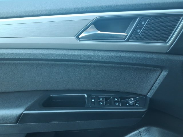 Used 2019 Volkswagen Atlas S w/ Towing Package AWD/4WD image 25
