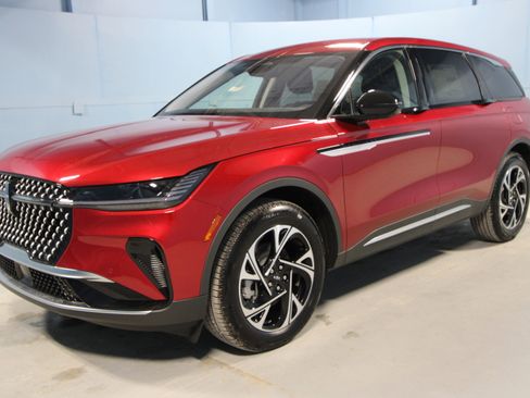 New 2026 Lincoln Nautilus Premier image 24