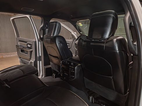 Used 2020 RAM 3500 Laramie AWD/4WD image 29