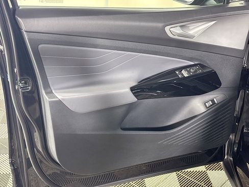 Certified 2023 Volkswagen ID.4 Pro S Plus AWD/4WD image 10