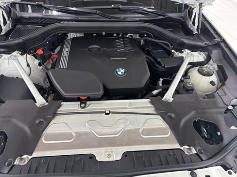 Used 2025 BMW X4 xDrive30i w/ Premium Package AWD/4WD image 43